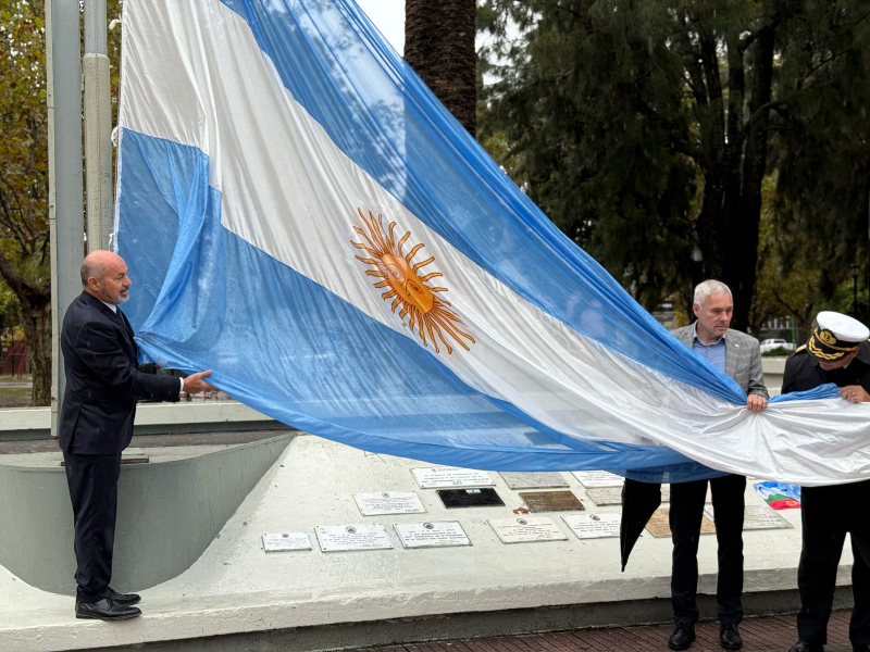 El intendente Cagliardi participó del 224° Aniversario de Ensenada